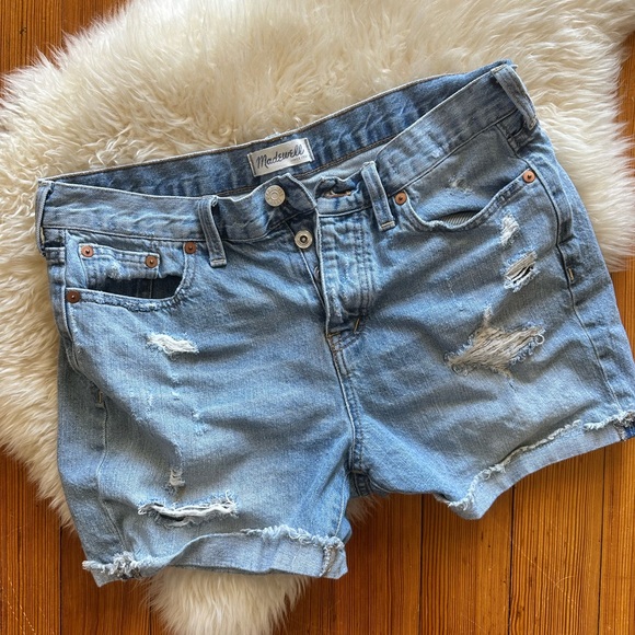 Madewell Distressed Demin Shorts - Size 28 - Picture 1 of 4